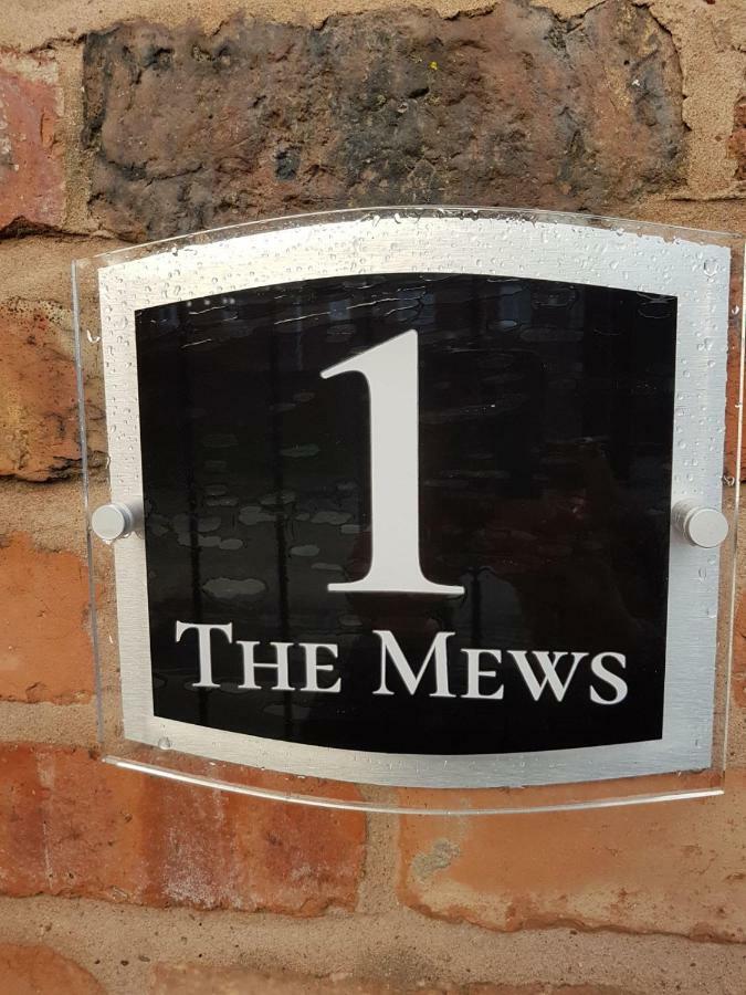 1, The Mews Villa Derby Exterior photo